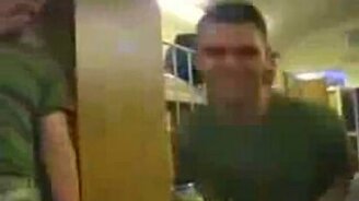 Солдат пародист - смотреть видео (0:34)