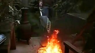 Пожарник с пылесосом - смотреть видео (0:45)