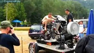 Аттракцион для трусов - смотреть видео (0:55)