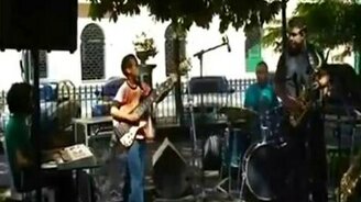 13-летний басист - смотреть видео (4:18)