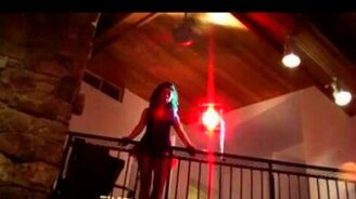 Девушка и вентилятор - смотреть видео (0:23)