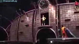 Умелые трюкачи на батуте - смотреть видео (3:23)