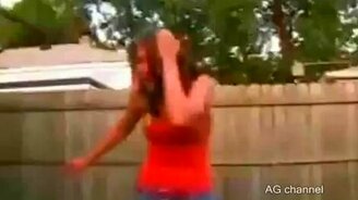 Разбил бутылку о женскую голову - смотреть видео (0:27)