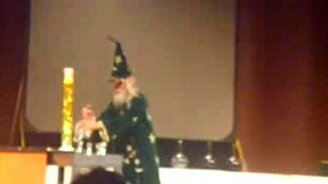 Вот это учитель химии - смотреть видео (0:20)